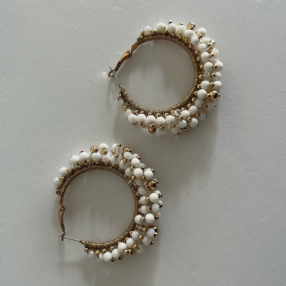 NWOT Lilly Pulitzer - Resort White Hoop Earrings - Picture 2 of 2